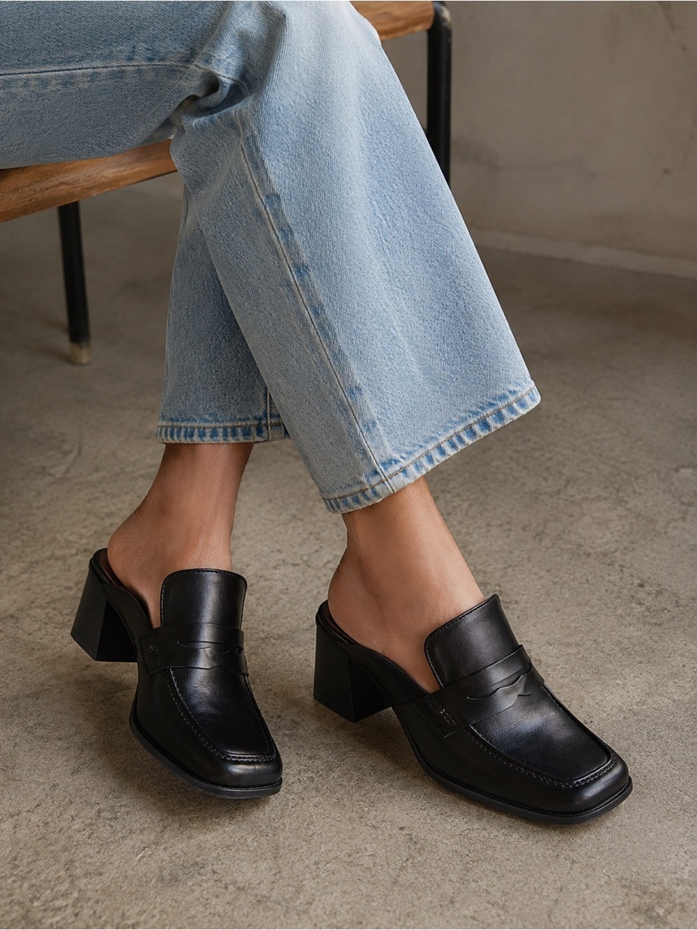 Seychelles Kami Penny Loafer Mule Heels Black Size 8